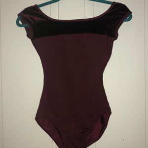 Motionwear dark maroon cap sleeve leotard: size S